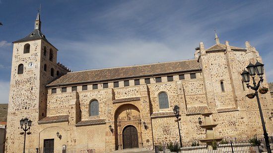 Iglesia de San Andrés Apóstol