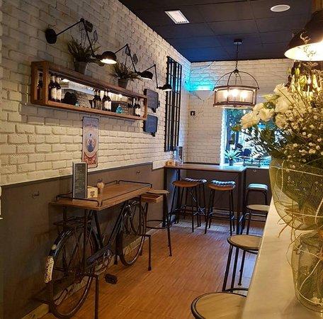 La Cava Gastrobar