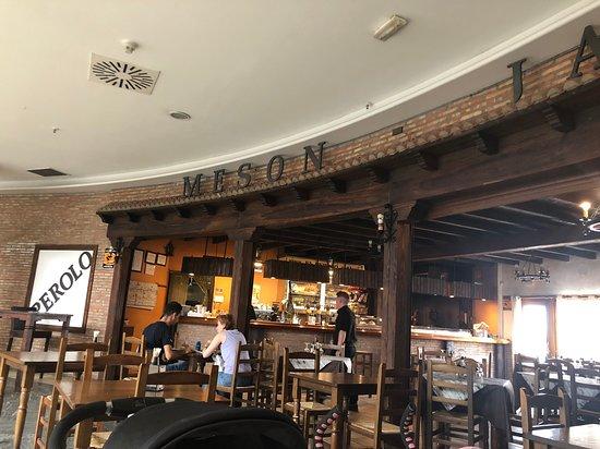 Meson Jamoneria Perolo
