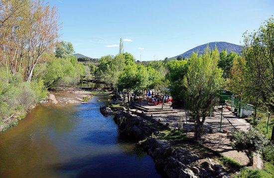 Merendero Beni. El Mazo
