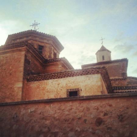 Iglesia De San Pedro Apostol