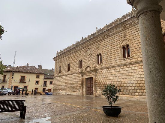 Palácio De Los Duques De Medinacelli